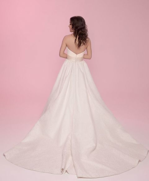 Свадебное платье Audrey. Силуэт Пышное, А-силуэт. Цвет Белый / Молочный, оттенки Розового. Вид 2