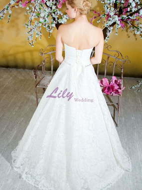 Свадебное платье 2108. Силуэт А-силуэт. Цвет Белый / Молочный. Вид 2