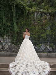 Свадебное платье Barbara. Силуэт Пышное, А-силуэт. Цвет Белый / Молочный, Айвори / Капучино, Персик / Оранжевый. Вид 2