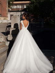 Свадебное платье Eva. Силуэт Пышное, А-силуэт. Цвет Белый / Молочный. Вид 2