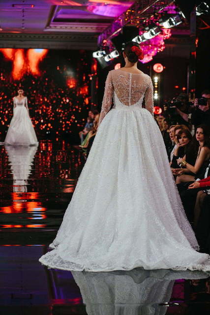 Свадебное платье Amelia. Силуэт Пышное, А-силуэт. Цвет Белый / Молочный. Вид 2