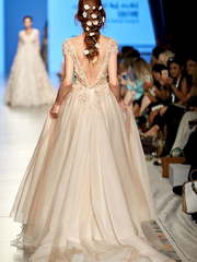 Свадебное платье Bertina. Силуэт А-силуэт. Цвет Айвори / Капучино, Персик / Оранжевый. Вид 2