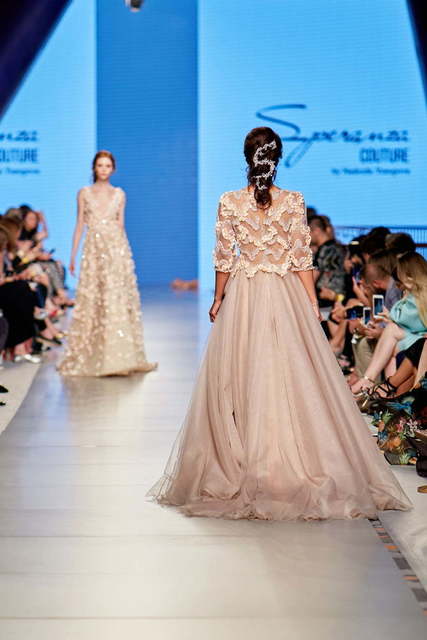 Свадебное платье Britney. Силуэт А-силуэт. Цвет Айвори / Капучино. Вид 2