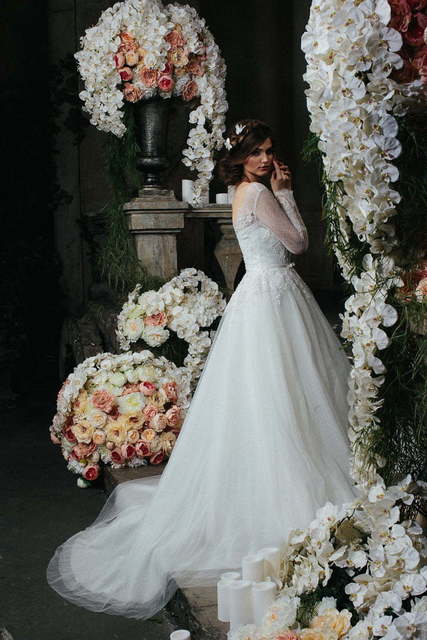 Свадебное платье Felicita. Силуэт А-силуэт. Цвет Белый / Молочный. Вид 2