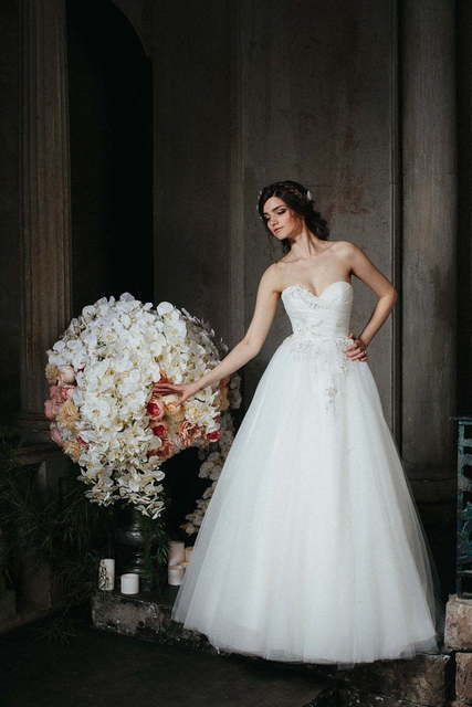 Свадебное платье Sentimentale. Силуэт А-силуэт. Цвет Белый / Молочный. Вид 3