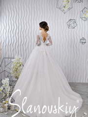 Свадебное платье 17024. Силуэт Пышное, А-силуэт. Цвет Белый / Молочный. Вид 2