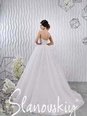 Свадебное платье 17034. Силуэт Пышное, А-силуэт. Цвет Белый / Молочный. Вид 2