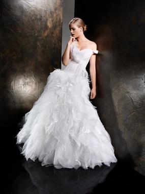 Свадебное платье Spereia. Силуэт А-силуэт. Цвет Белый / Молочный. Вид 1