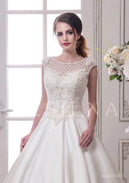 Свадебное платье 4067. Силуэт А-силуэт. Цвет Белый / Молочный. Вид 3