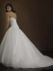 Свадебное платье Амелия. Силуэт Пышное, А-силуэт. Цвет Белый / Молочный. Вид 2