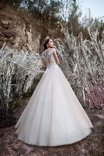 Свадебное платье Katrin. Силуэт Пышное, А-силуэт. Цвет Айвори / Капучино, Белый / Молочный, Персик / Оранжевый. Вид 2