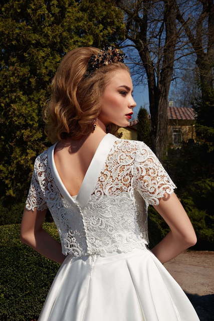 Свадебное платье Lucy. Силуэт А-силуэт. Цвет Белый / Молочный. Вид 2