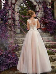 Свадебное платье Michele. Силуэт А-силуэт, Прямое. Цвет Белый / Молочный, оттенки Розового. Вид 2