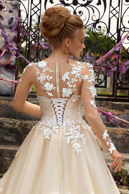 Свадебное платье Molly. Силуэт Пышное, А-силуэт. Цвет Айвори / Капучино, Белый / Молочный, Персик / Оранжевый. Вид 3