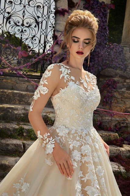 Свадебное платье Molly. Силуэт Пышное, А-силуэт. Цвет Айвори / Капучино, Белый / Молочный, Персик / Оранжевый. Вид 4