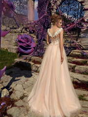 Свадебное платье Rudy. Силуэт А-силуэт. Цвет Айвори / Капучино, Персик / Оранжевый. Вид 2