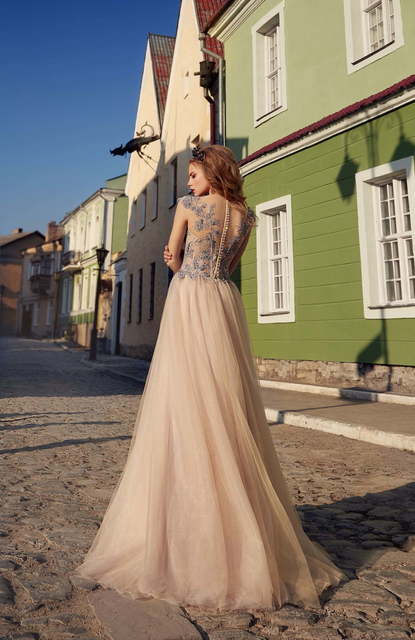 Свадебное платье Selby. Силуэт А-силуэт, Прямое. Цвет Айвори / Капучино, Пепельный / Металлик, Персик / Оранжевый. Вид 2