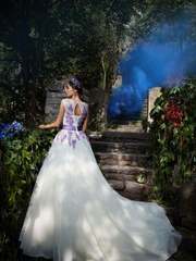 Свадебное платье Латифа. Силуэт Пышное, А-силуэт. Цвет Белый / Молочный, Лавандовый / Фиолетовый. Вид 2