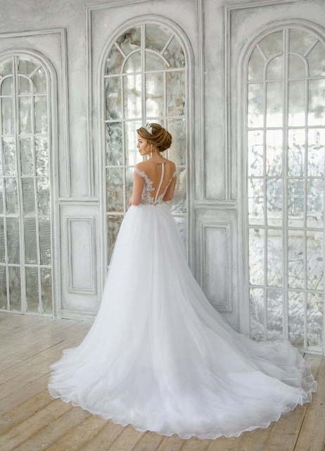 Свадебное платье Britney. Силуэт А-силуэт. Цвет Белый / Молочный. Вид 2