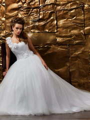 Свадебное платье Britney. Силуэт А-силуэт. Цвет Белый / Молочный. Вид 1