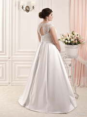 Свадебное платье S 188. Силуэт А-силуэт. Цвет Белый / Молочный. Вид 2