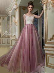 Свадебное платье Blanch. Силуэт А-силуэт. Цвет Белый / Молочный, оттенки Розового, Красный / Марсала. Вид 1