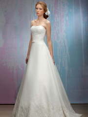 Свадебное платье Beatrice. Силуэт А-силуэт. Цвет Белый / Молочный. Вид 2