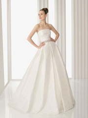 Свадебное платье Dolores. Силуэт А-силуэт. Цвет Белый / Молочный, Айвори / Капучино. Вид 1