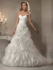 Свадебное платье Miri. Силуэт Пышное, А-силуэт. Цвет Белый / Молочный. Вид 1