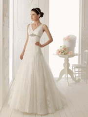 Свадебное платье Veronica. Силуэт А-силуэт. Цвет Белый / Молочный, Айвори / Капучино. Вид 1