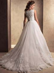 Свадебное платье M018. Силуэт Пышное, А-силуэт. Цвет Белый / Молочный. Вид 2