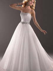 Свадебное платье M057. Силуэт Пышное, А-силуэт. Цвет Белый / Молочный. Вид 1