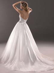 Свадебное платье M057. Силуэт Пышное, А-силуэт. Цвет Белый / Молочный. Вид 2
