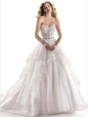 Свадебное платье M212. Силуэт А-силуэт. Цвет Белый / Молочный. Вид 1