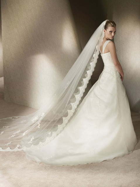 Свадебное платье Esau. Силуэт Пышное, А-силуэт. Цвет Айвори / Капучино, Белый / Молочный. Вид 2