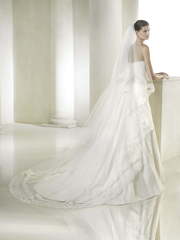 Свадебное платье Amilia. Силуэт А-силуэт. Цвет Белый / Молочный. Вид 2