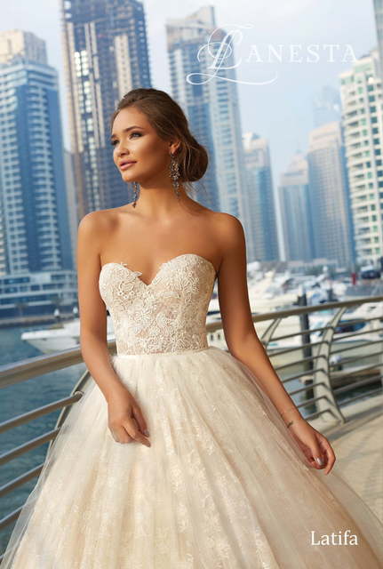 Свадебное платье Latifa. Силуэт Пышное, А-силуэт. Цвет Айвори / Капучино, Персик / Оранжевый. Вид 3