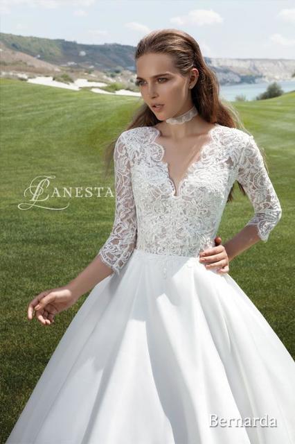 Свадебное платье Bernarda. Силуэт А-силуэт. Цвет Белый / Молочный. Вид 3