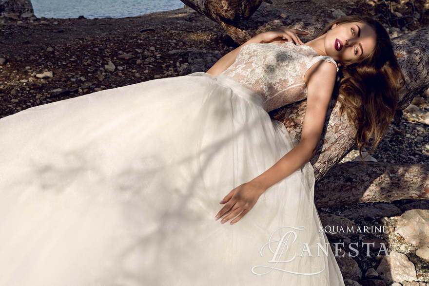 Свадебное платье Aquamarine. Силуэт А-силуэт. Цвет Белый / Молочный. Вид 4