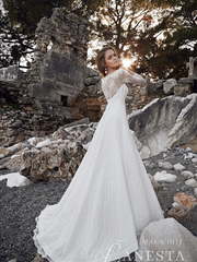 Свадебное платье Malachite. Силуэт А-силуэт. Цвет Белый / Молочный. Вид 2