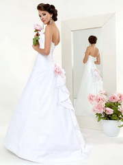 Свадебное платье Роуз. Силуэт А-силуэт. Цвет Белый / Молочный. Вид 1