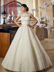 Свадебное платье Sessilia. Силуэт А-силуэт. Цвет Белый / Молочный. Вид 1