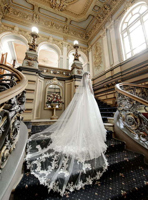 Свадебное платье Amira. Силуэт А-силуэт. Цвет Белый / Молочный. Вид 4