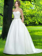 Свадебное платье Maghia. Силуэт А-силуэт. Цвет Белый / Молочный. Вид 1