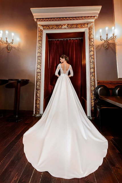 Свадебное платье Roshel. Силуэт А-силуэт. Цвет Белый / Молочный. Вид 2