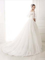 Свадебное платье Casandra. Силуэт Пышное, А-силуэт. Цвет Белый / Молочный. Вид 2