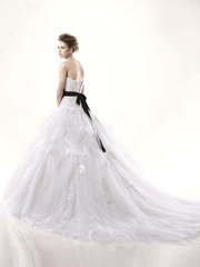 Свадебное платье Denmark. Силуэт А-силуэт. Цвет Белый / Молочный. Вид 2