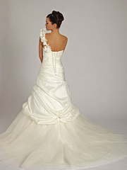 Свадебное платье 70091. Силуэт А-силуэт. Цвет Белый / Молочный. Вид 2