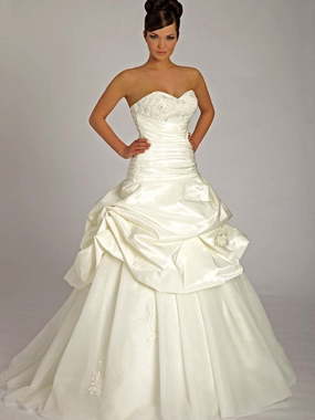 Свадебное платье 70062. Силуэт А-силуэт. Цвет Белый / Молочный. Вид 1