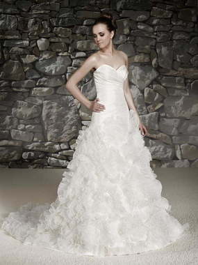 Свадебное платье 70235. Силуэт А-силуэт. Цвет Белый / Молочный. Вид 1